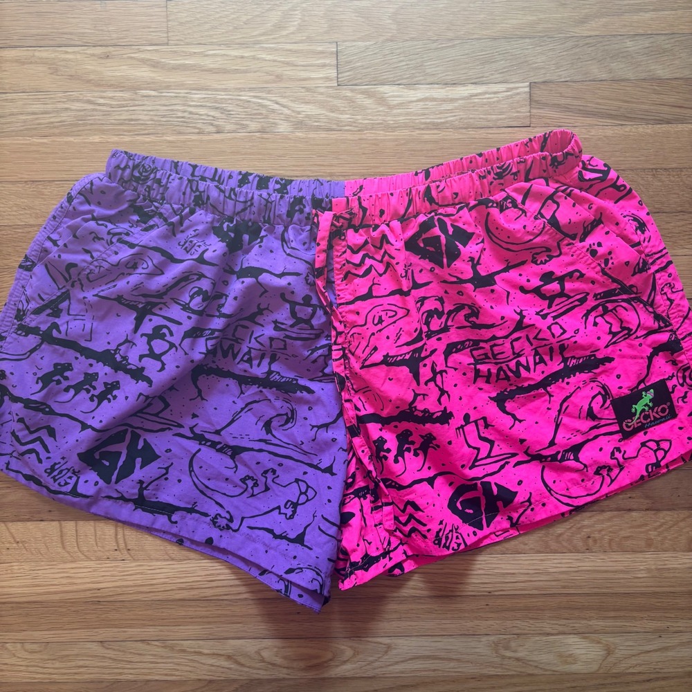Gecko Hawaii Gecko Wall Neon Pink Purple Split Volley Shorts Funky Retro 90s XXL